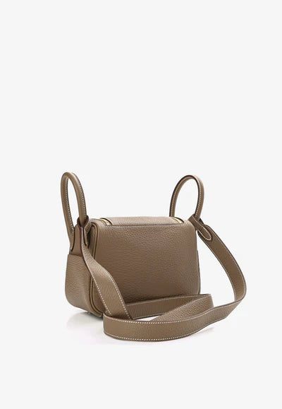 Hermès Mini Lindy 20 in Etoupe Taurillon Clemence with Gold Hardware bag - Image 2