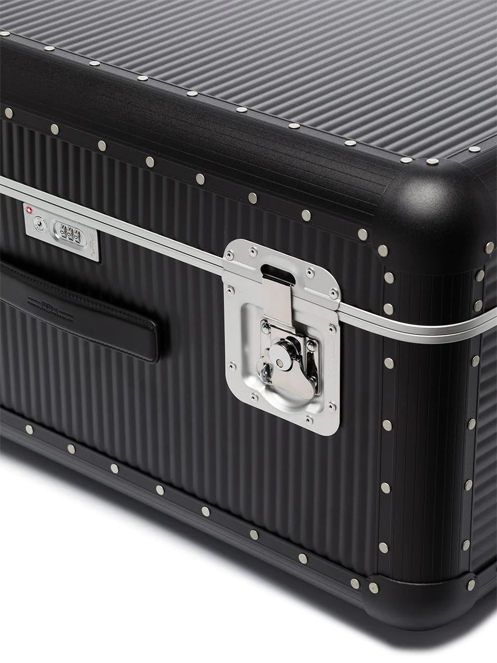 FPM Milano Bank Trunk On Wheels 84 suitcase - Image 3