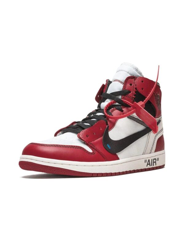 Jordan  x Off-White The 10: Air Jordan 1 "Chicago" sneakers - Image 4