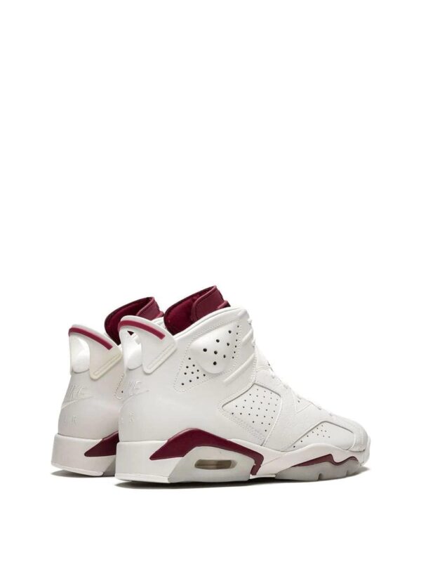 Jordan  Air Jordan 6 Retro "Maroon" sneakers - Image 3