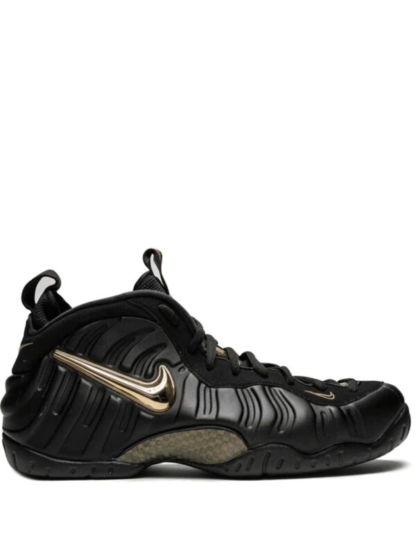 Nike  Air Foamposite Pro "Black Metallic Gold" sneakers