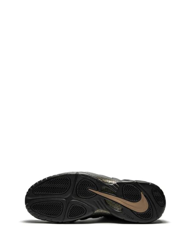 Nike  Air Foamposite Pro "Black Metallic Gold" sneakers - Image 4