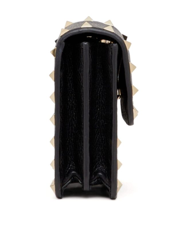 Valentino Garavani Rockstud leather clutch bag - Image 5