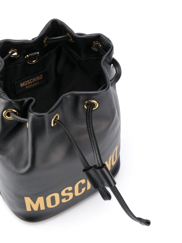 Moschino logo-print bucket bag - Image 5