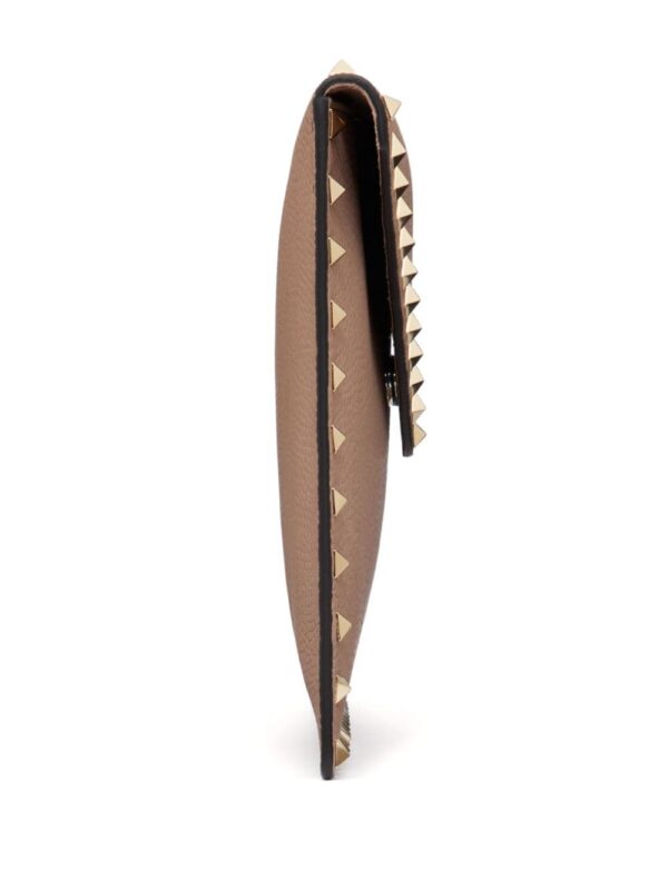 Valentino Garavani Rockstud envelope clutch bag - Image 4