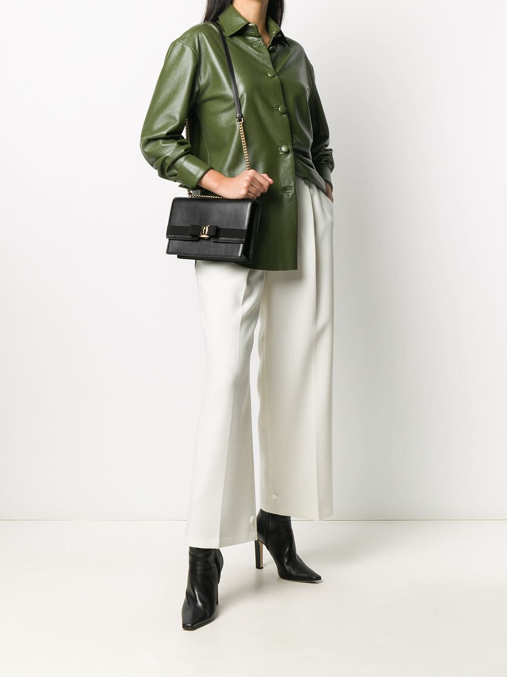 Ferragamo Vara leather shoulder bag - Image 2