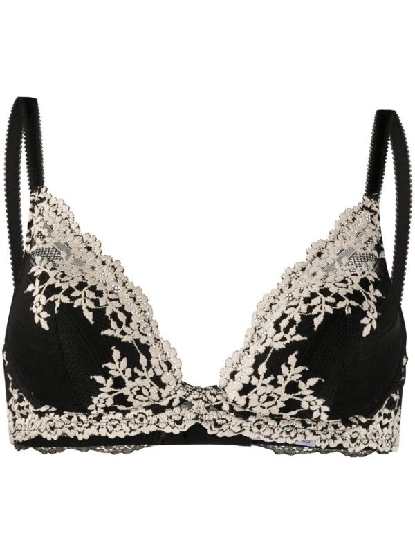 Wacoal  Embrace Lace plunge underwire bra