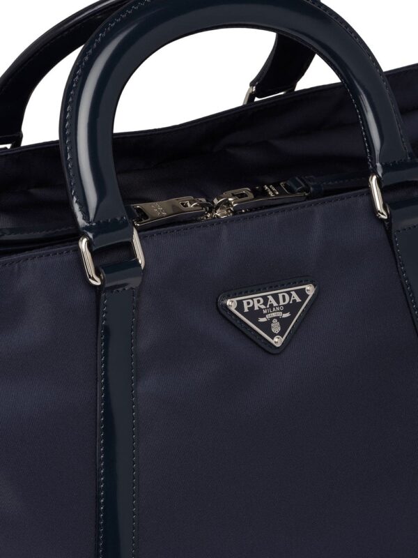 Prada logo plaque tote bag - Image 4