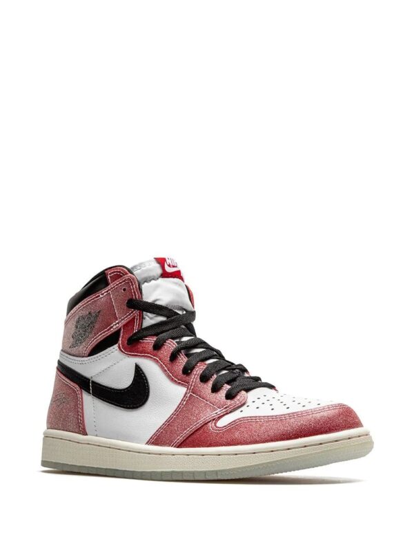 Jordan  Air Jordan 1 Retro High OG "Trophy Room - Chicago" sneakers - Image 2