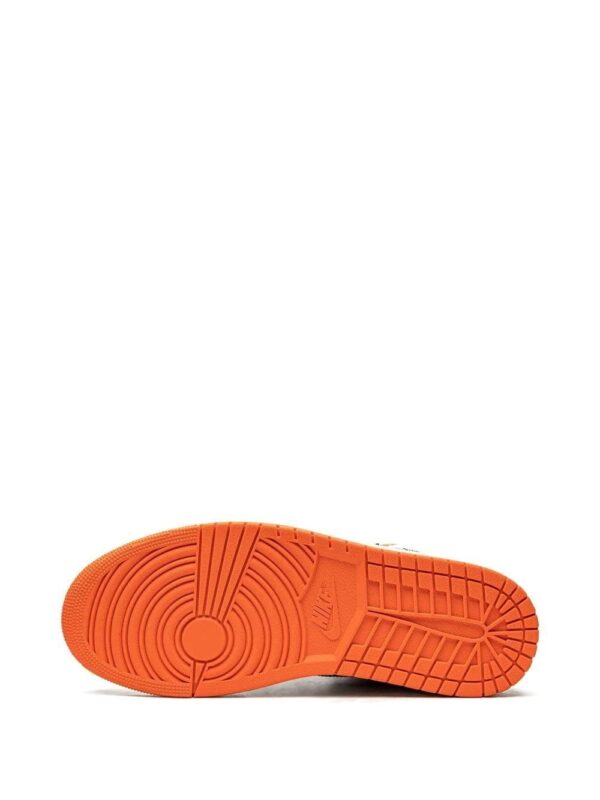 Jordan  Air Jordan 1 Retro High OG "Electro Orange" sneakers - Image 4