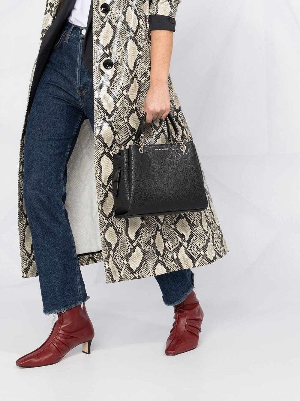 Emporio Armani pebbled effect chain strap tote bag - Image 3