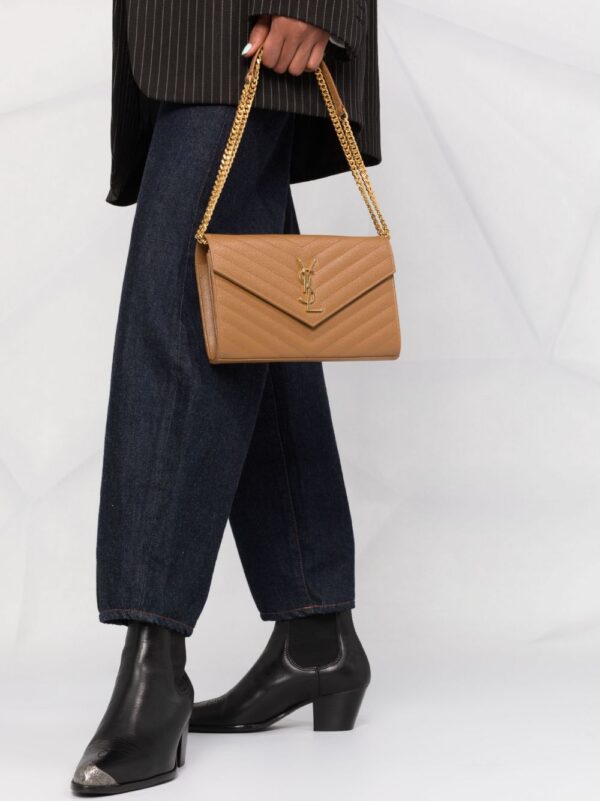Saint Laurent logo plaque matelassé clutch - Image 3