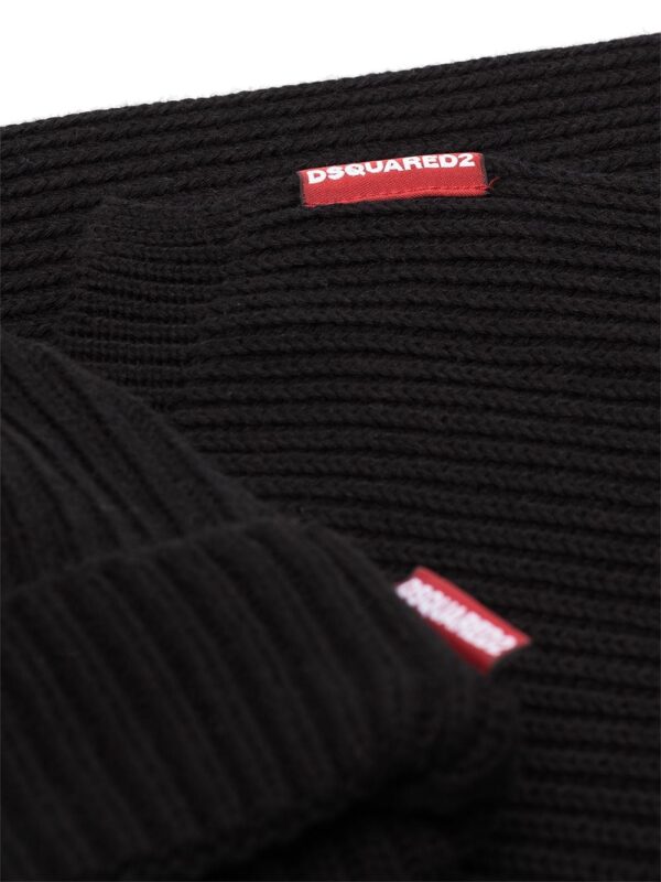 DSQUARED2 knitted beanie hat and scarf set - Image 3