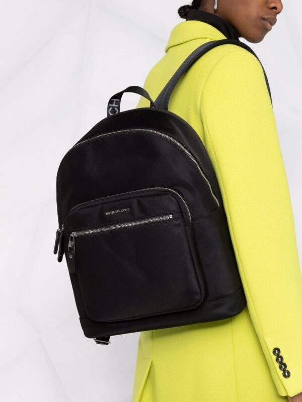 Michael Michael Kors logo-plaque zip-fastening backpack - Image 3