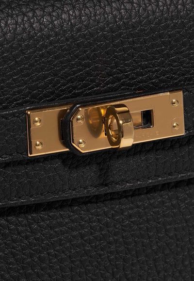 Hermès Kelly 25 Top Handle Bag in Black Togo Leather with Gold Hardware bag - Image 9