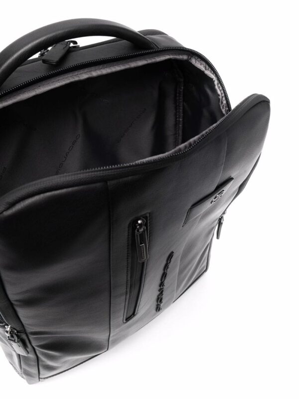 PIQUADRO leather rectangle back pack - Image 4