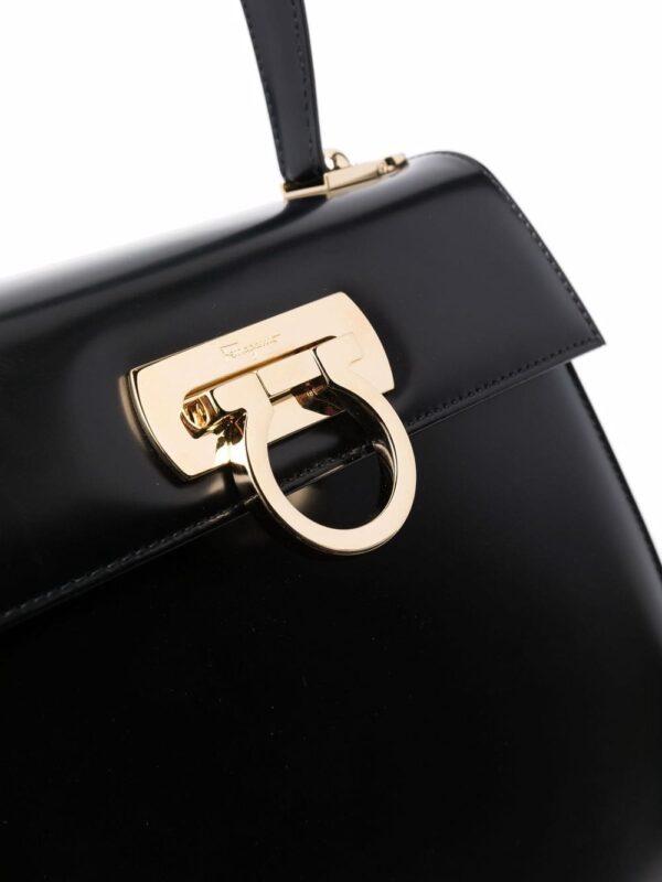 Ferragamo Gancini flip-lock leather bag - Image 4