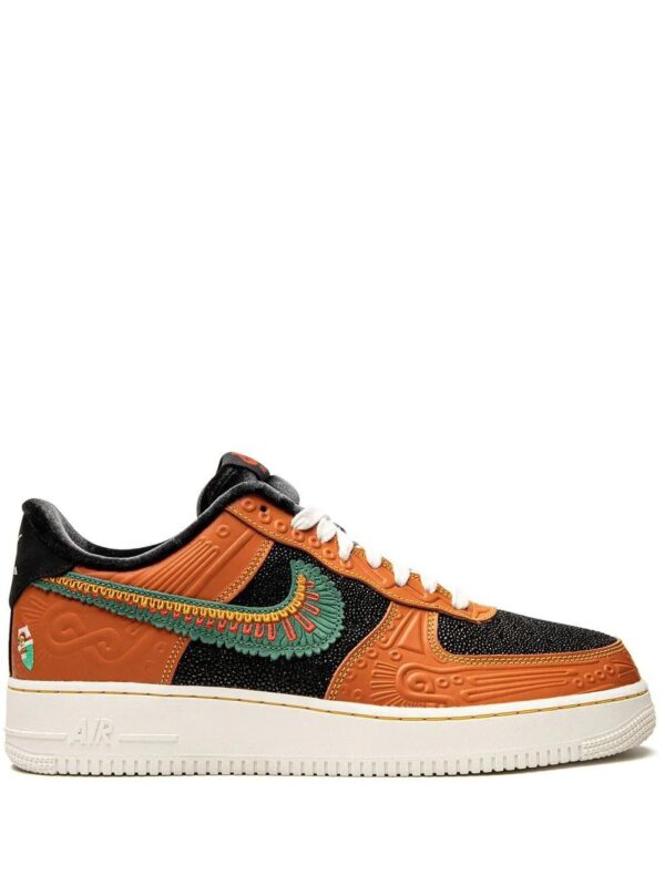 Nike  Air Force 1 '07 LX "Siempre Familia" sneakers