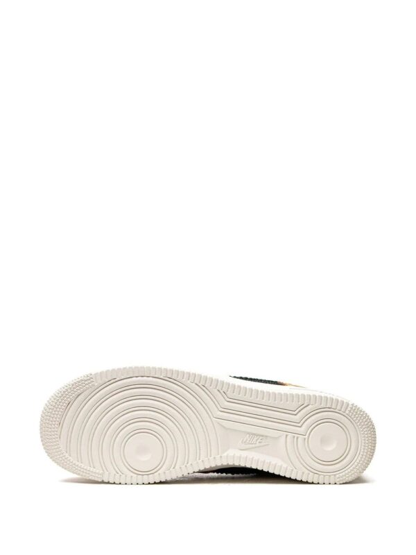 Nike  Air Force 1 '07 LX "Siempre Familia" sneakers - Image 4