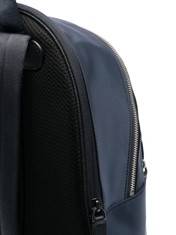 Micheal kors logo-embossed zipped backpack - Image 4