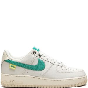 Nike  Air Force 1 '07 LV8 sneakers