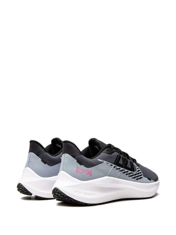 Nike  Winflo 7 Shield "Obsidian Mist/Black" sneakers - Image 3