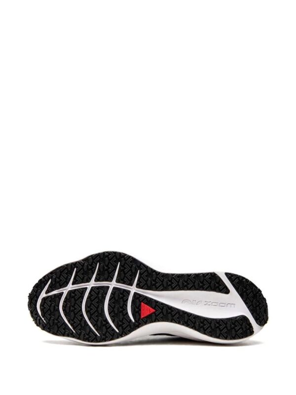 Nike  Winflo 7 Shield "Obsidian Mist/Black" sneakers - Image 4