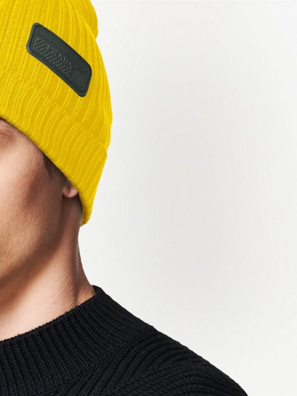 Prada logo-appliqué wool beanie - Image 3