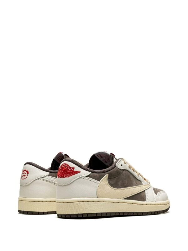 Jordan  x Travis Scott Air Jordan 1 Low OG "Reverse Mocha" sneakers - Image 3