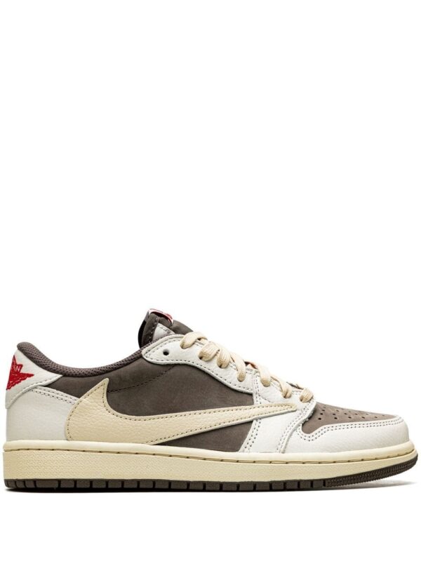 Jordan  x Travis Scott Air Jordan 1 Low OG "Reverse Mocha" sneakers