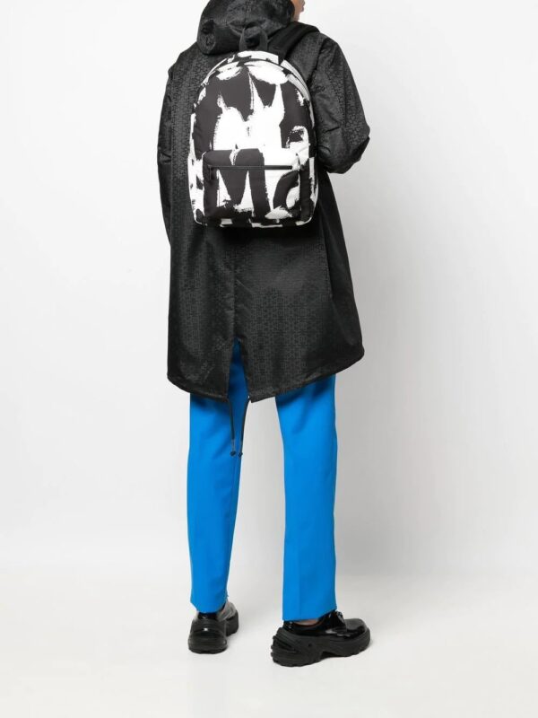 Alexander Mcqueen graffiti-print backpack - Image 2