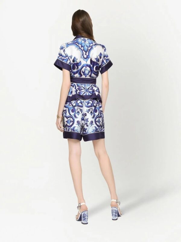Dolce & Gabbana  Majolica-print belted silk shirt - Image 4