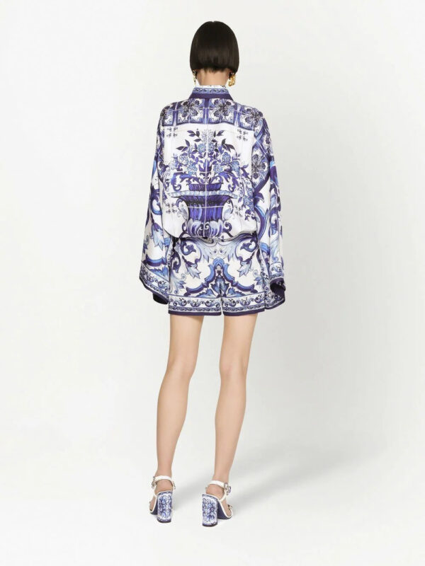 Dolce & Gabbana  Majolica-print batwing-sleeve shirt - Image 4