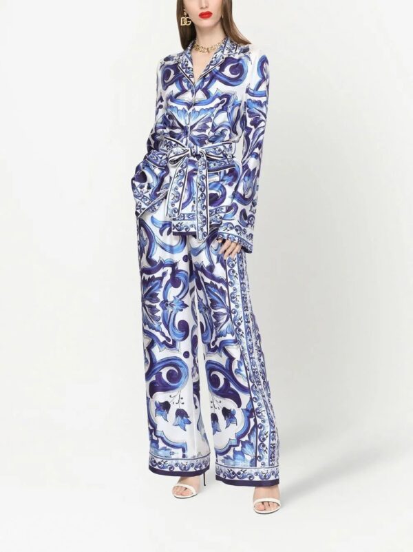 Dolce & Gabbana  Majolica-print belted silk shirt - Image 3