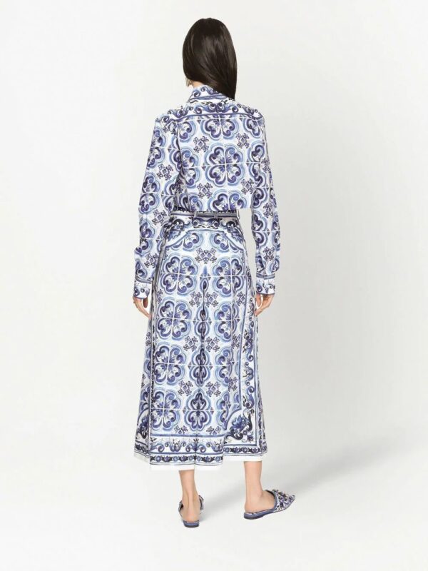 Dolce & Gabbana  Majolica-print cropped shirt - Image 4