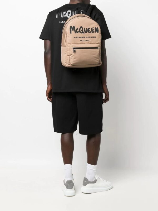 Alexander Mcqueen logo-print detail backpack - Image 2