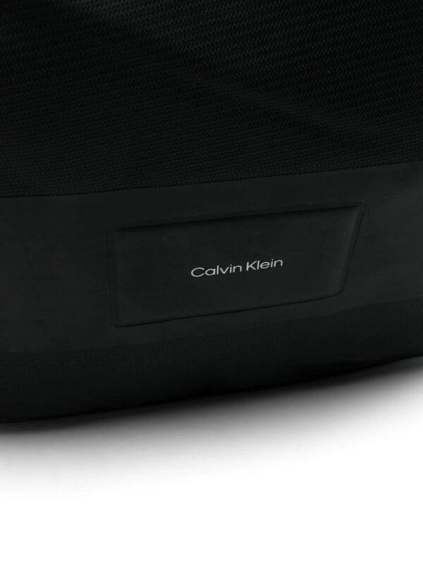 Calvin Klein logo zipped backpack - Image 4