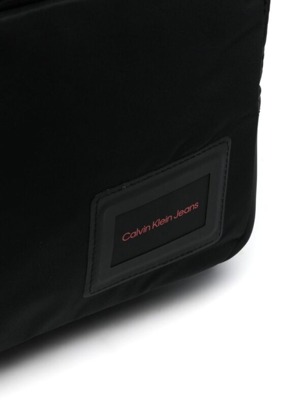 Calvin Klein logo zipped backpack - Image 4