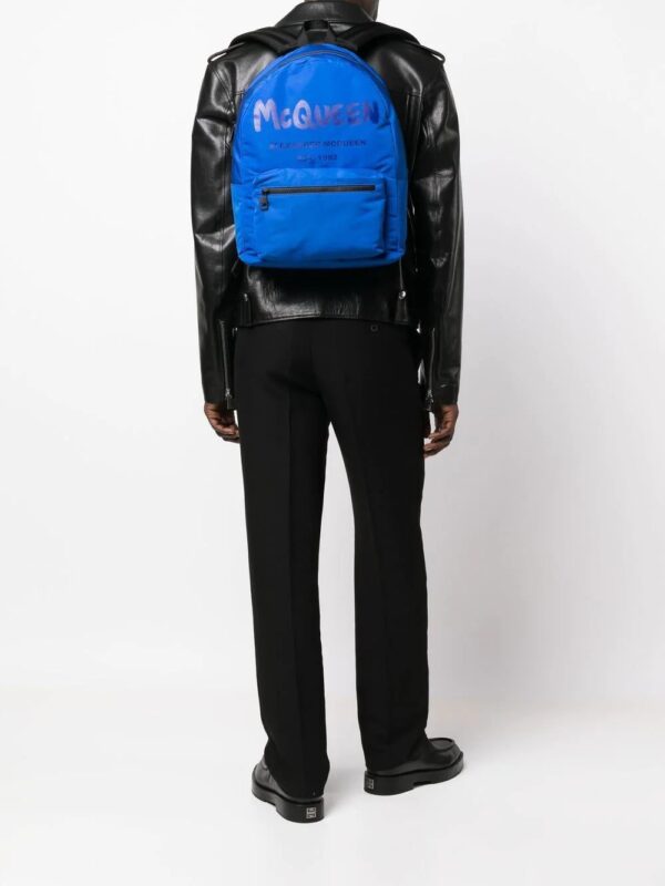 Alexander Mcqueen logo-print zipped backpack - Image 2