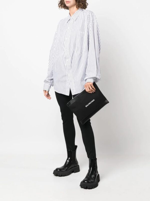 Balenciaga  logo-print clutch - Image 2