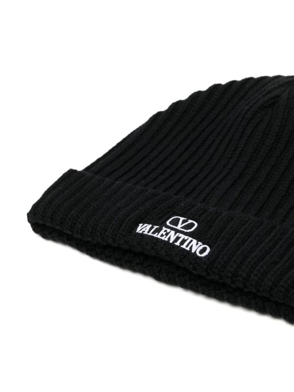 Valentino Garavani VLogo-embroidered ribbed wool beanie - Image 2