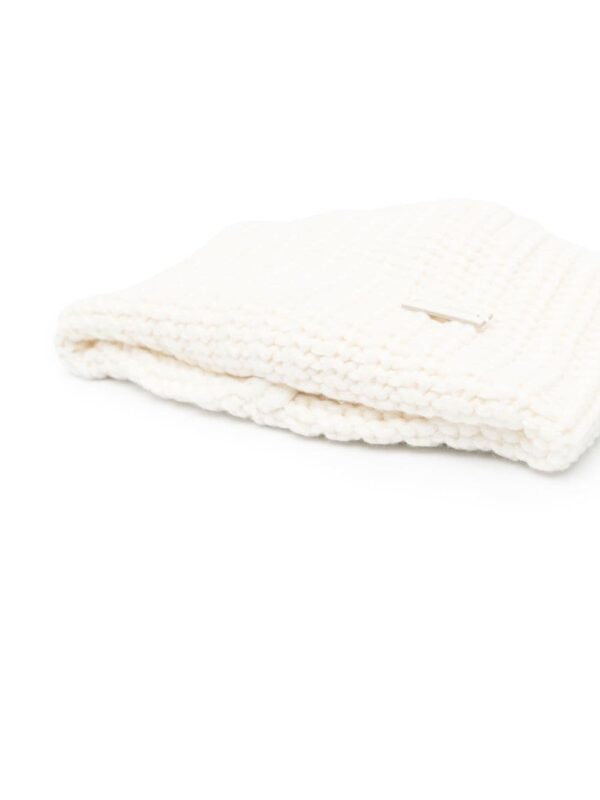 Saint Laurent logo-plaque chunky knit cashmere beanie - Image 2
