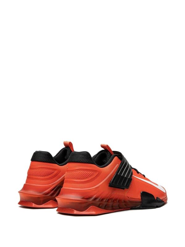 Nike  Savaleos low-top sneakers - Image 3