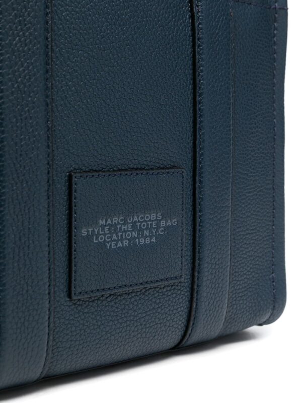 Marc Jacobs The Tote debossed-logo tote bag - Image 4