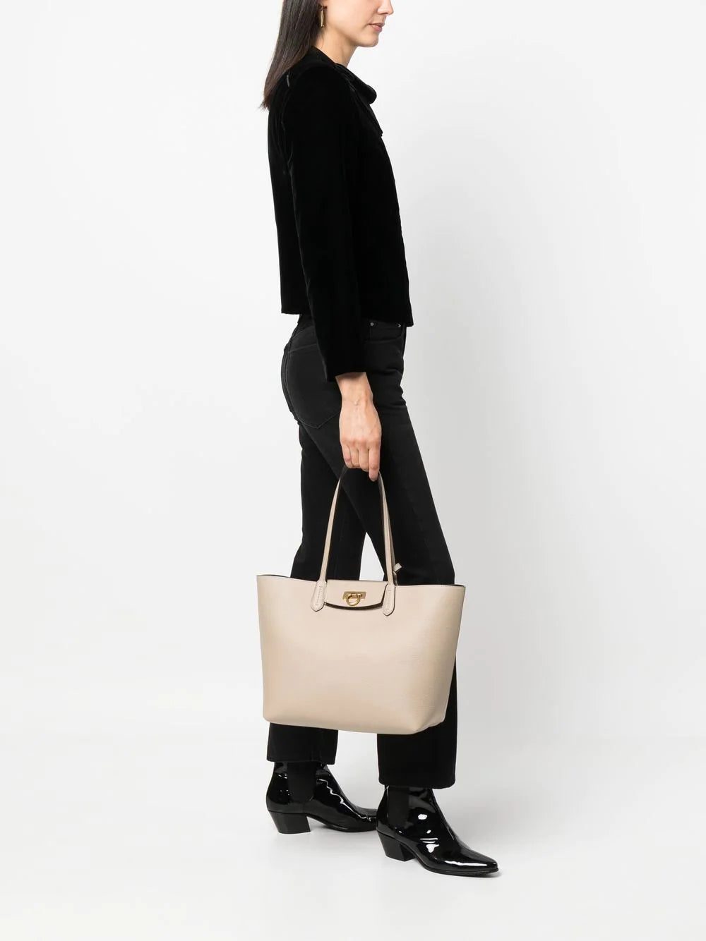 Ferragamo Gancini leather tote bag - Image 2