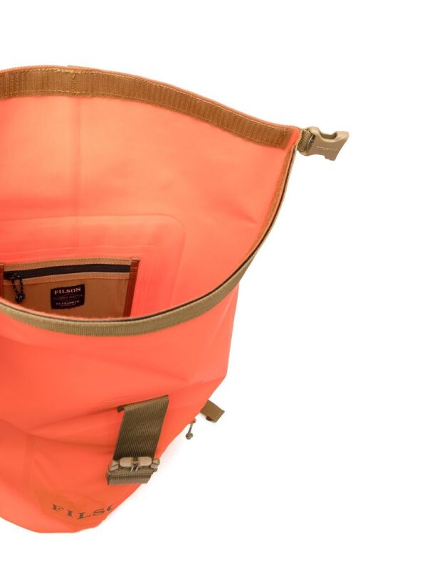 Filson logo-print Dry backpack - Image 5