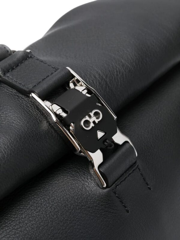 Ferragamo buckle-detail leather backpack - Image 4