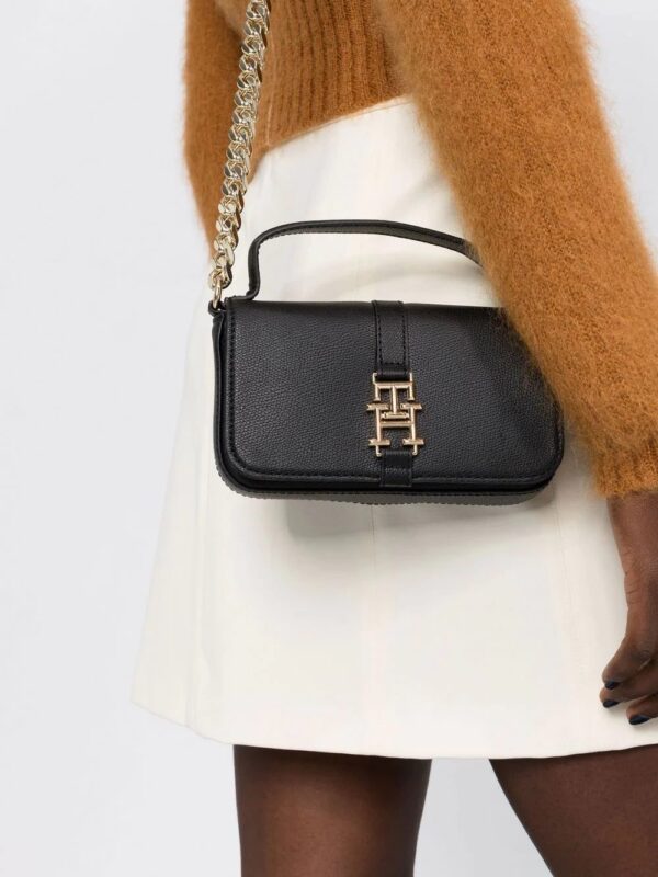 Tommy Hilfiger  logo-plaque chain-link shoulder bag - Image 3