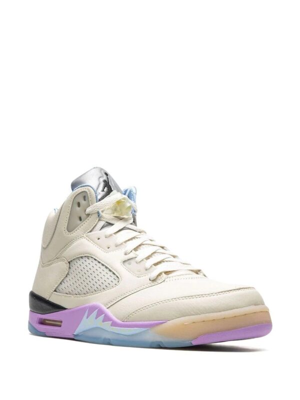 Jordan  Air Jordan 5 Retro "We The Best - Sail" sneakers - Image 2