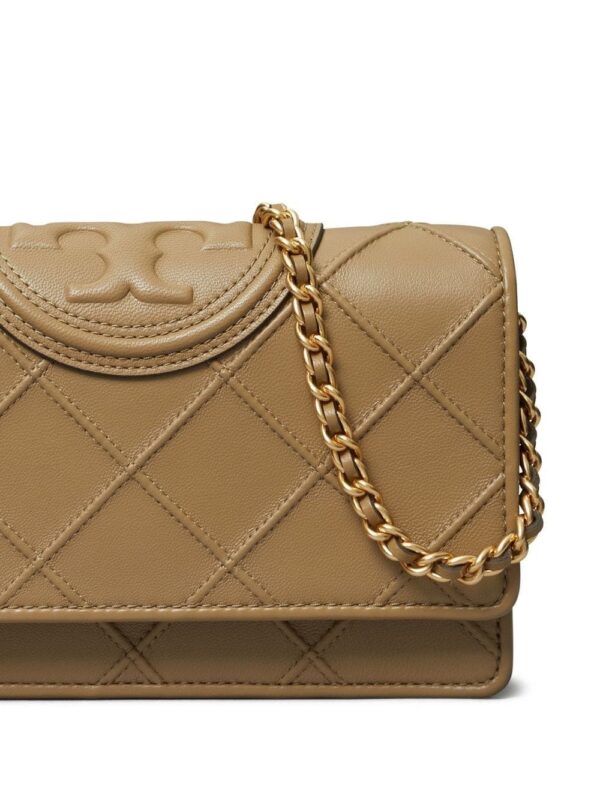 Tory Burch Fleming logo-embossed crossbody bag - Image 4